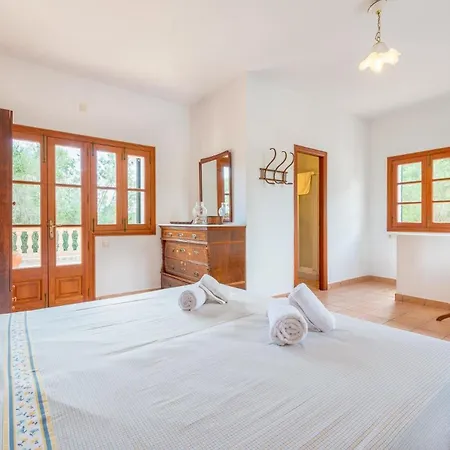 Mit Privatpool Fuer 12 Personen Ca 400 Qm In Manacor, Mallorca Suedostkueste Von Mallorca *